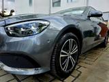 Mercedes-Benz E 220 d 4MATIC Automatik