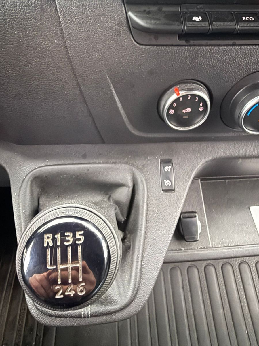 Fahrzeugabbildung Renault Master III KastenL1H2 HKa 3,5t/1.HAND/SCHECKHEFT