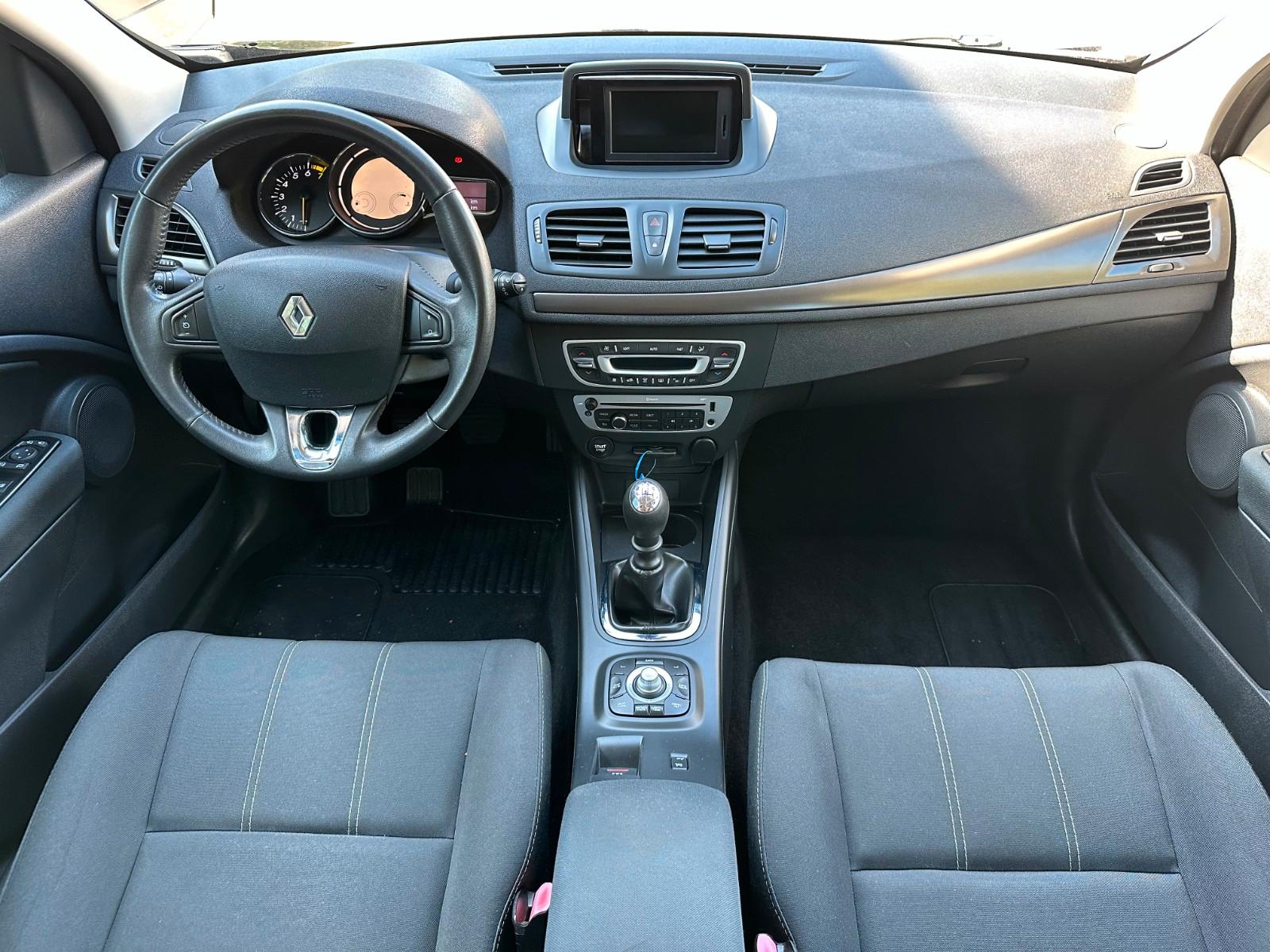 Renault Megane III Grandtour Paris
