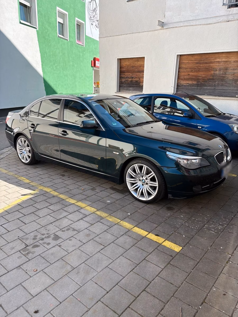BMW 525