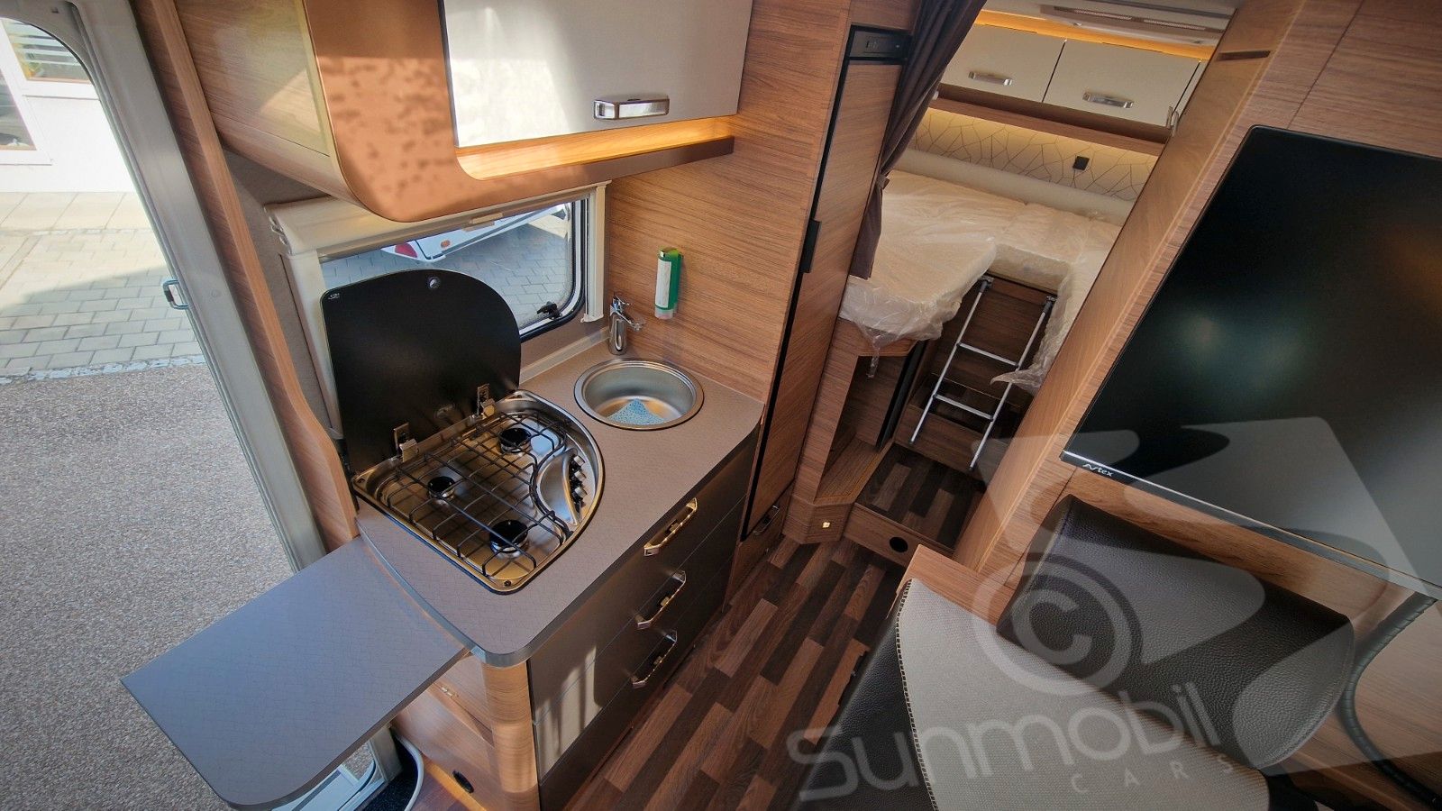 Fahrzeugabbildung Weinsberg CaraCompact 600 MEG Edition Pepper ´25 Automatik