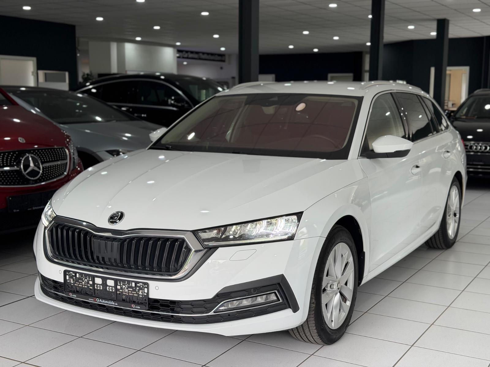 Skoda Octavia Combi First Edition*ACC*CARPLAY*TOT-W*8-