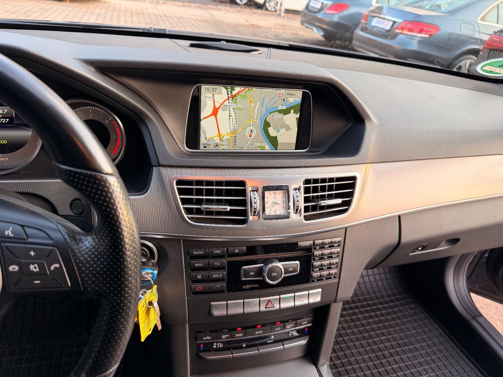 Mercedes-Benz E 220 CDI BlueEFFICNCY AVANTGARDE MANUELL 2.Hand