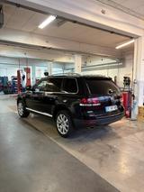 Volkswagen VW Touareg V6 TDi Individual ACC - Volkswagen Touareg Individual mit Diesel-Antrieb