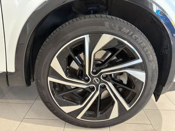 Fotografie des Nissan Qashqai 1.5 VC-T e-Power Tekna+