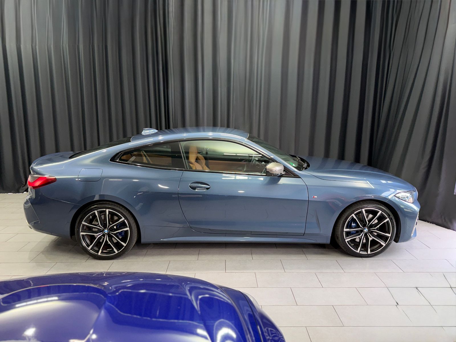 Fahrzeugabbildung BMW M440i xDrive Coupe|LASER|H&K|360°|M-Sitze|Gestik