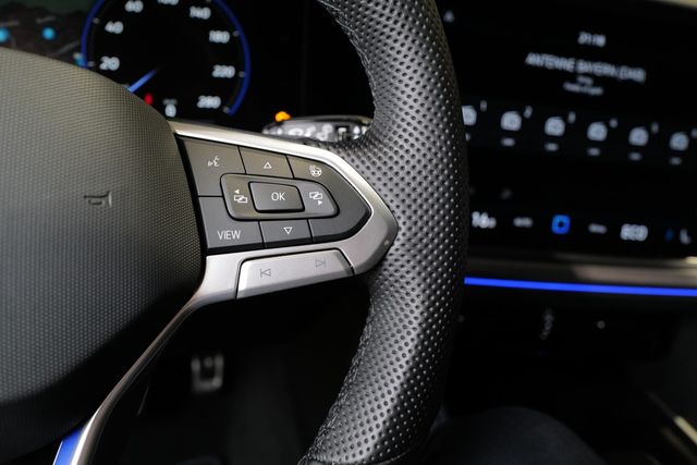 Volkswagen Touareg R eHybrid 4Motion AHK Dynaudio HuD 360° 