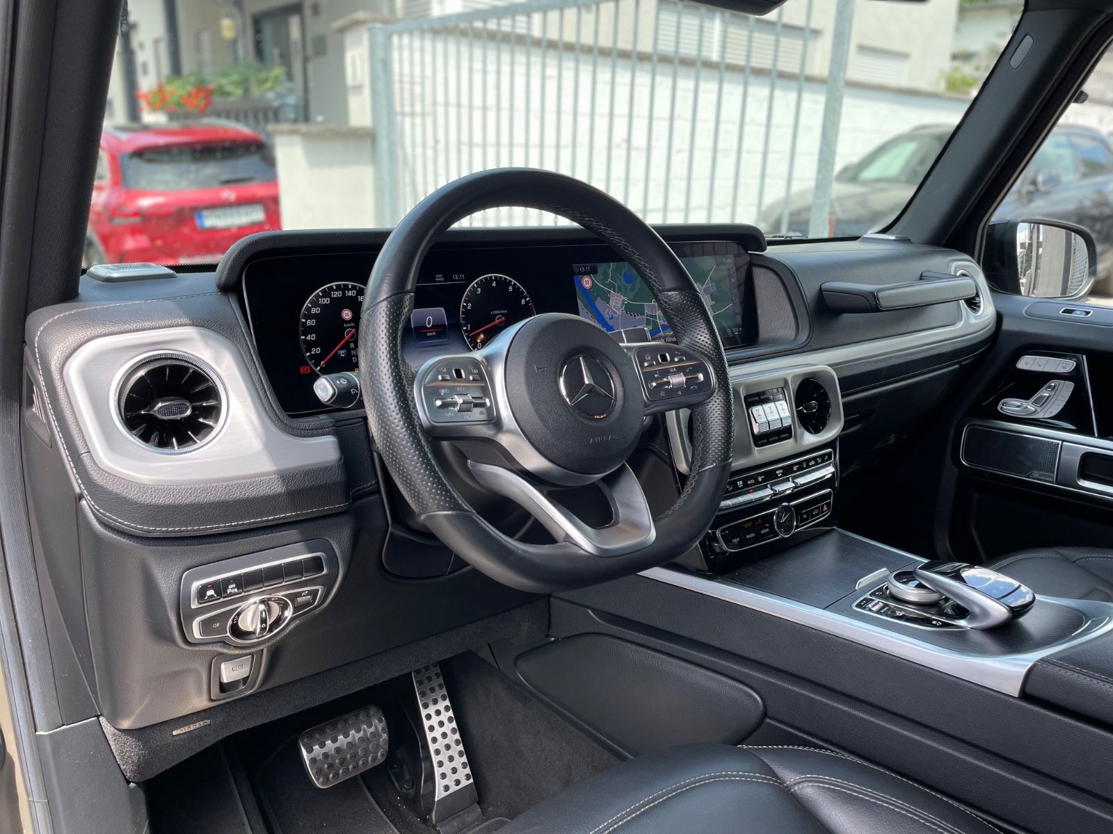 Fahrzeugabbildung Mercedes-Benz G 500 |Multibeam|Widescreen|Burmester|STHZ|22"