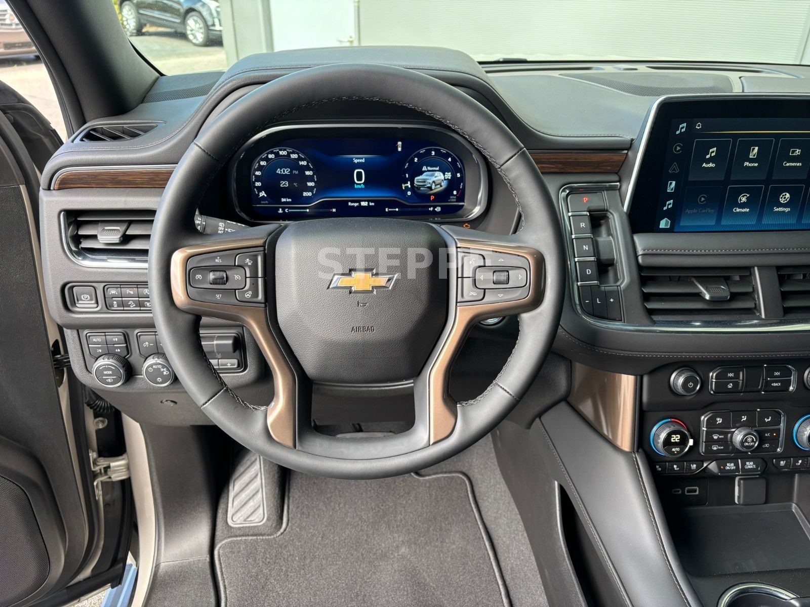 Chevrolet Suburban 6,2 High Country AHK  22"Alu; Luftfeder