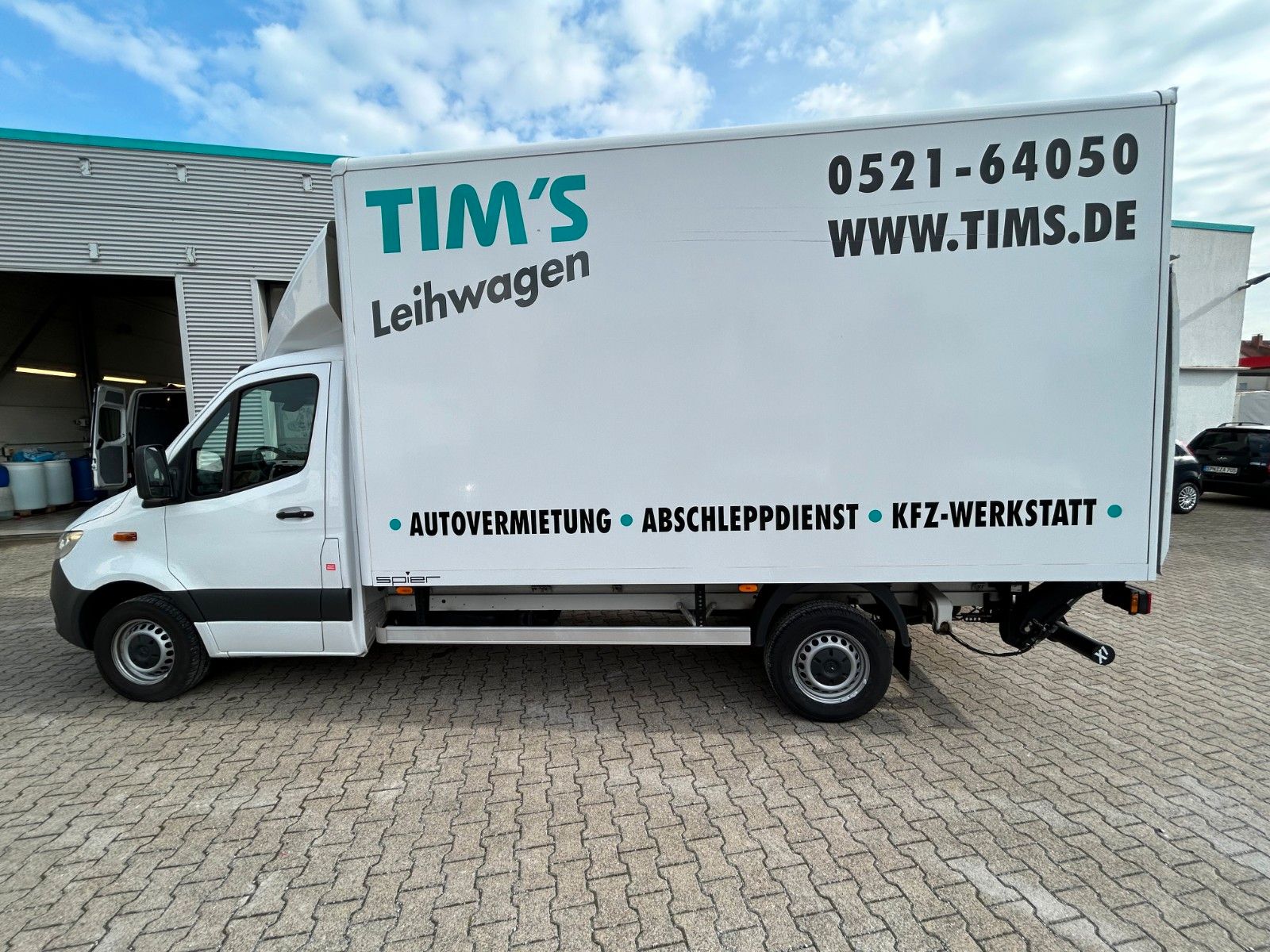 Fahrzeugabbildung Mercedes-Benz Sprinter III 317 Koffer LBW Navi