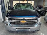Chevrolet Silverado 3500 Allrad 6.0 V 8 4X4 Doppelberaifun - Chevrolet: Allradantrieb