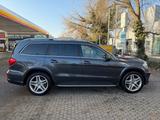 Mercedes-Benz GL 400 4MATIC - - Mercedes-Benz GL-Klasse mit Anhängerkupplung