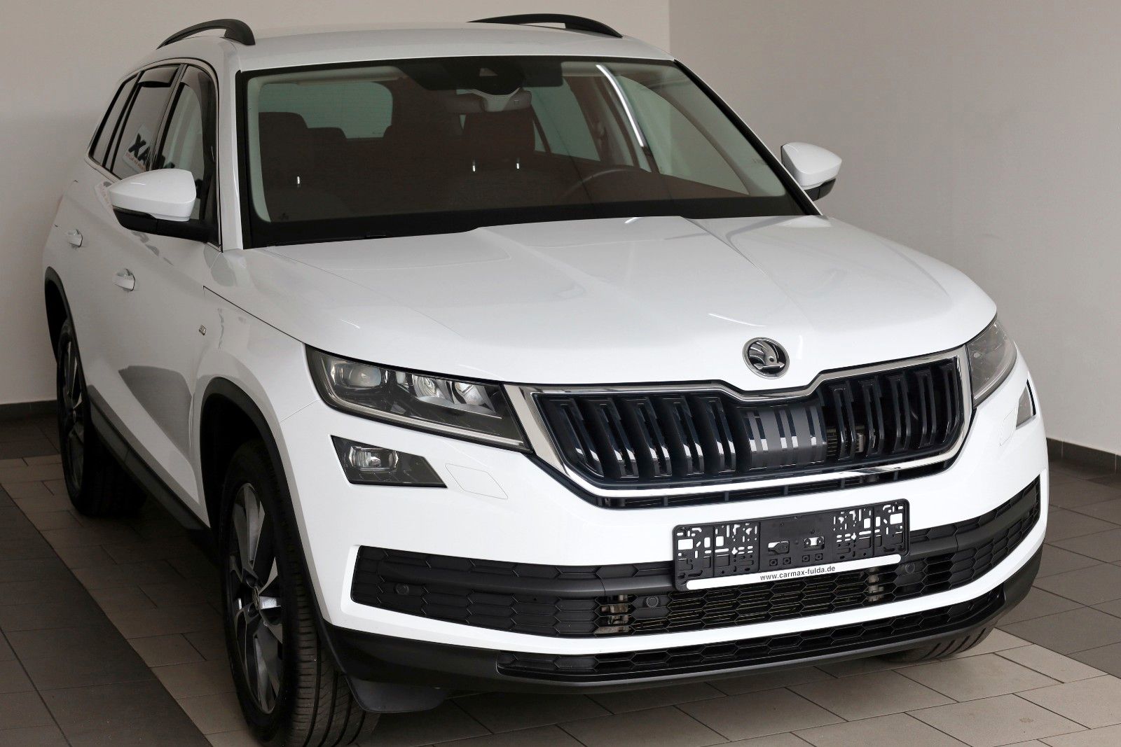 Fahrzeugabbildung SKODA Kodiaq Drive 125 4x4,Navi,4xSH,Kamera,ACC,AHK+WR