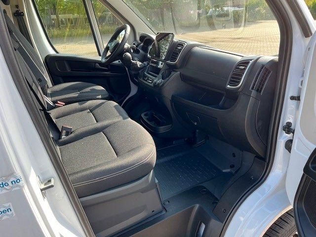 Fahrzeugabbildung Opel Movano 35 L3H2 Kastenwagen 2.2 BlueHDi 140