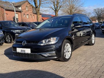 Volkswagen Golf - 2