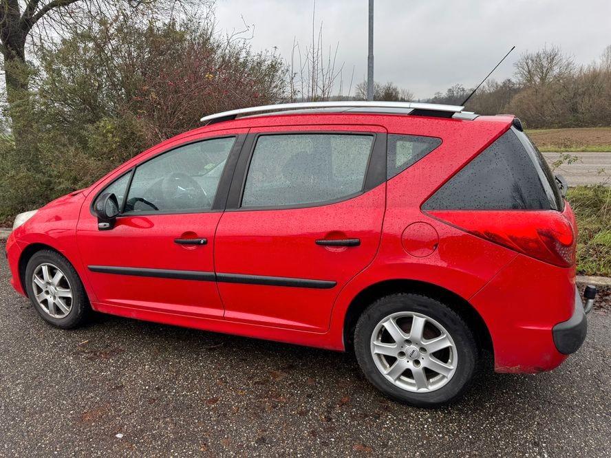 Peugeot 207 2008 — rear view