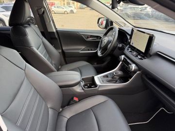 Toyota RAV 4 - 8