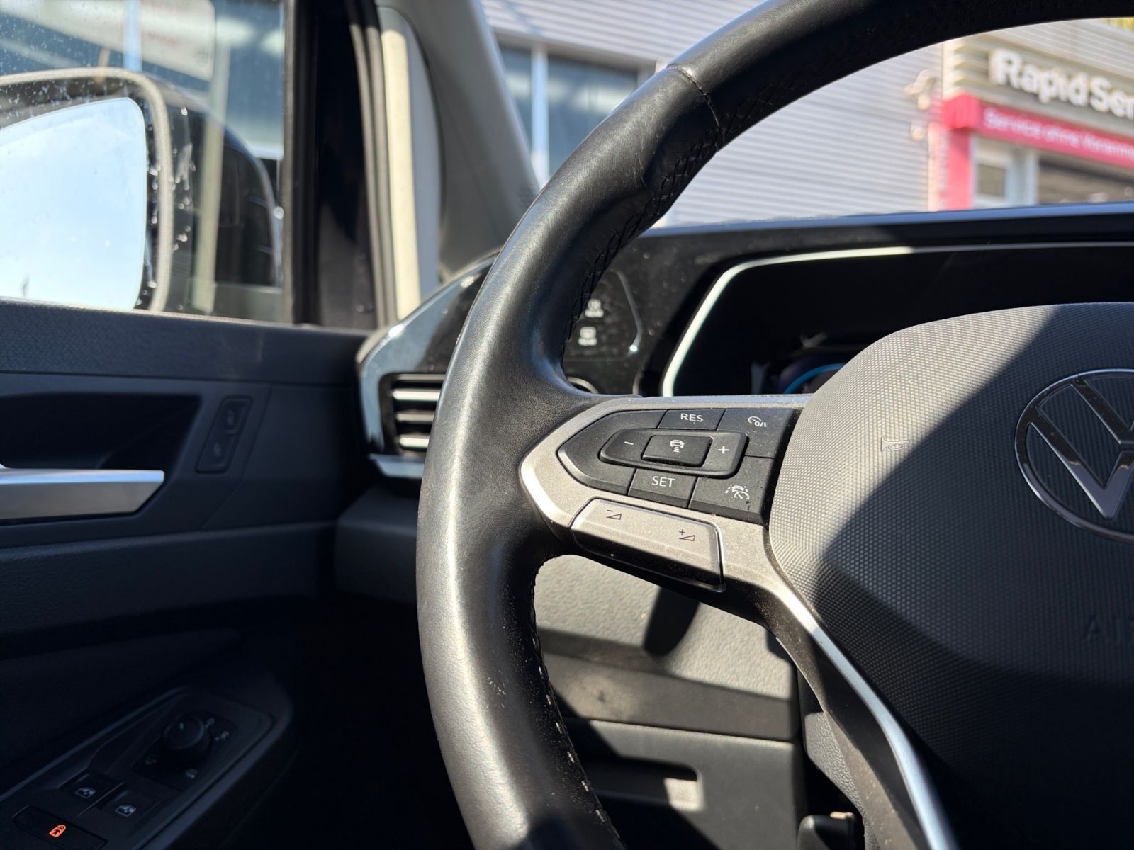 Fahrzeugabbildung Volkswagen Caddy Cargo 2.0 TDI EcoProfi*Navi*Kamera*SHZ*AHK