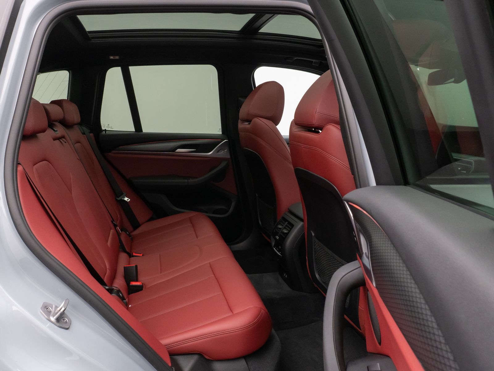 Fahrzeugabbildung BMW X3 xD20i M Sport HiFi Kamera DAB Panorama 20Zoll