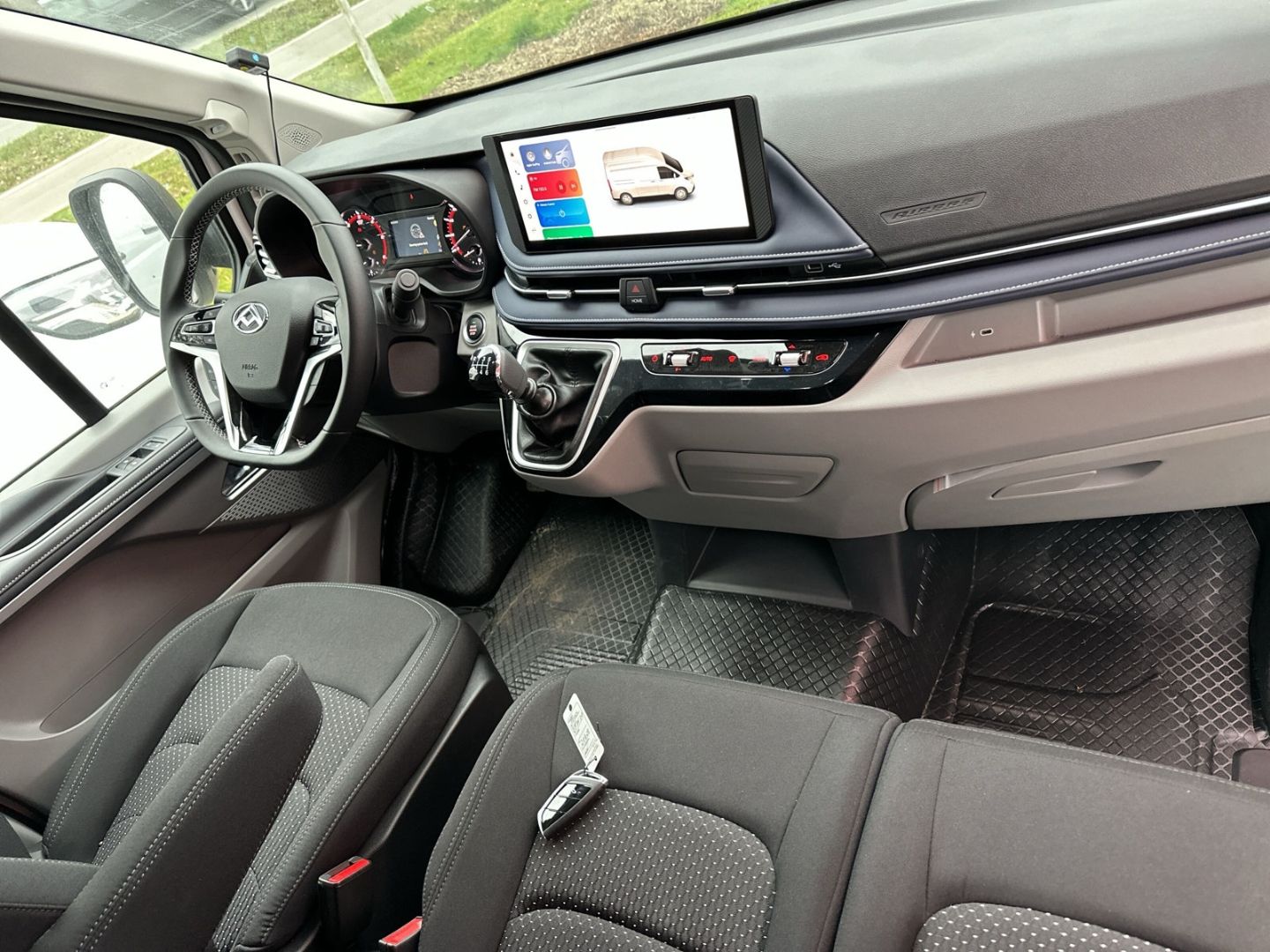 Maxus Andere - Bild 13