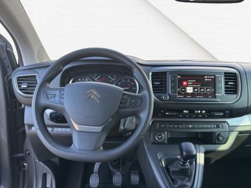 Fotografie des Citroën SpaceTourer elektrische Türen Xenon Kamera