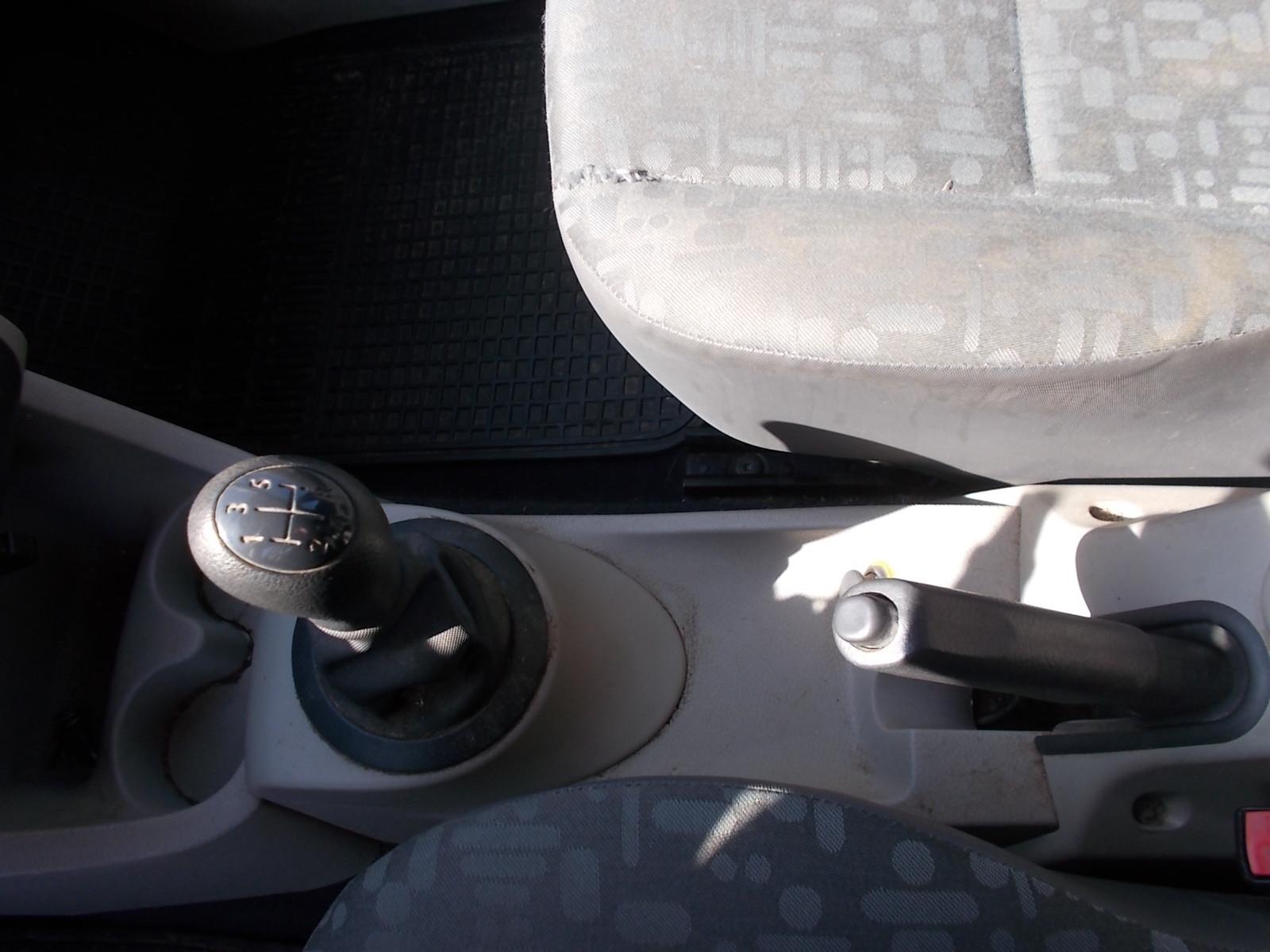 Renault Modus 2006 — photo 28