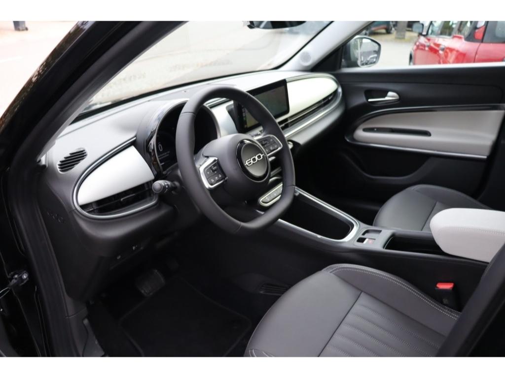 Fiat 600 HYBRID LA PRIMA 1.2 110 PS DCT6 LED NAVI KAM