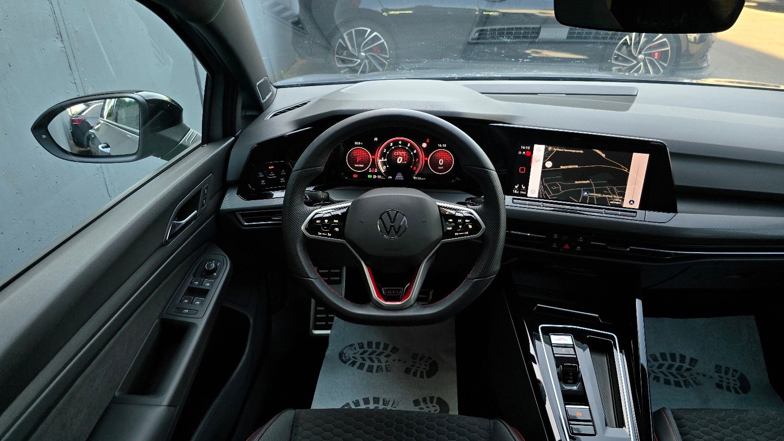 Volkswagen Golf 8 GTI Clubsport DSG * Akrapovic*Black*Pano foto 10