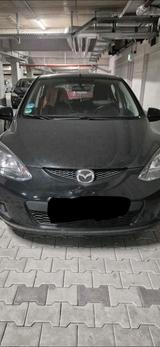 Mazda mazda 2 limousine (das auto untenboden ver... - Mazda 2 Gebrauchtwagen in München