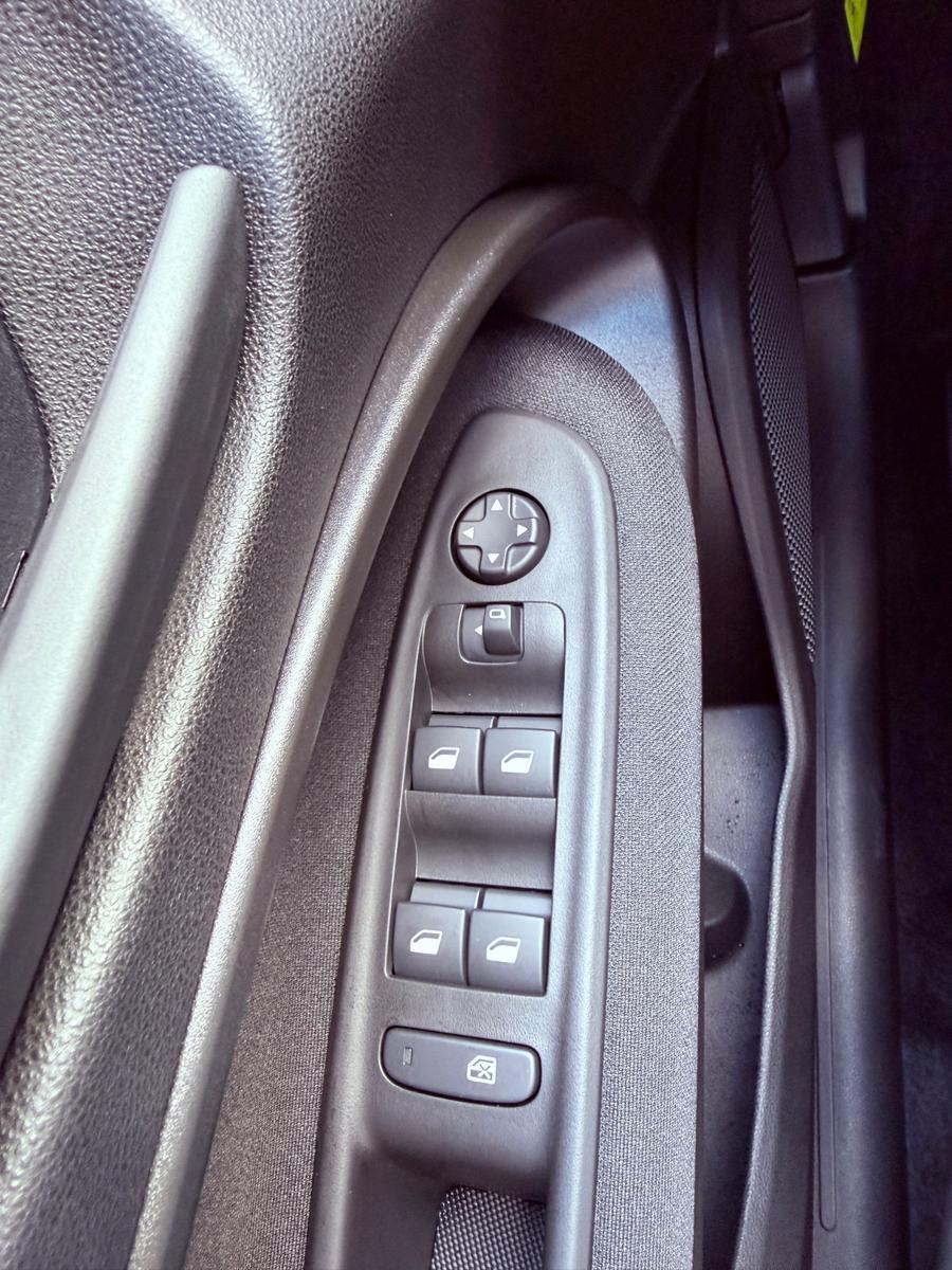 Fiat 600 Hybrid Pop 145 PS eDCT Automatik SHZ SOFORT
