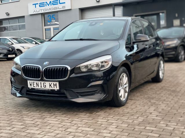 BMW 216d Active Tourer*8xFACH*NAVI*PDC*SHZ*S-HEFT*