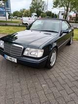 Mercedes-Benz E 200 Cabrio Leder Klima Automatik  - Mercedes-Benz E 200 aus 1996