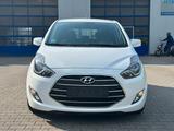 Hyundai ix20 Kupplung Neu*Klima*Garantie*AHK* - Hyundai Gebrauchtwagen in Freiburg