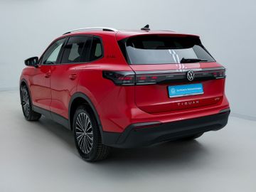 Volkswagen Tiguan - 5