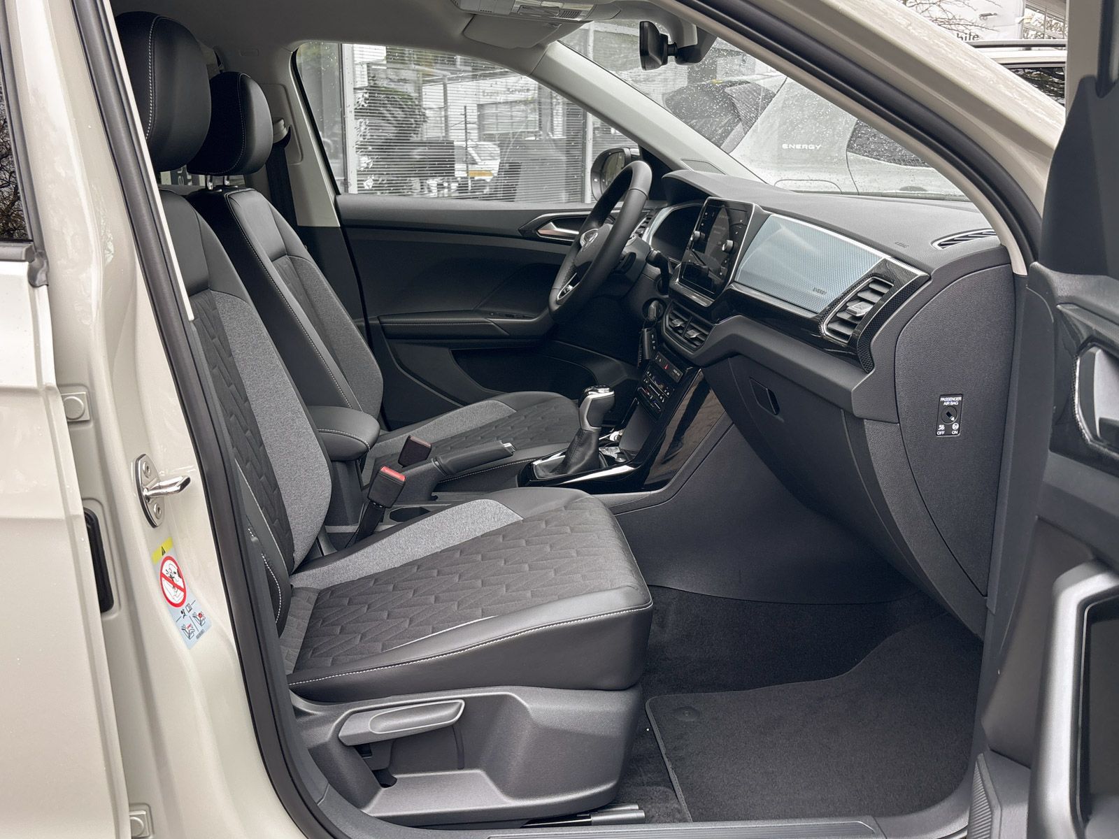 Volkswagen T-Cross - Bild 6