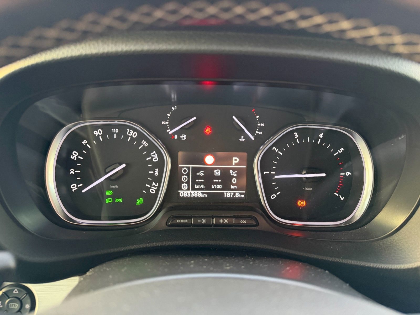 Fahrzeugabbildung Opel Zafira Life Elegance M AHK/Standheizung/8-Sitze!