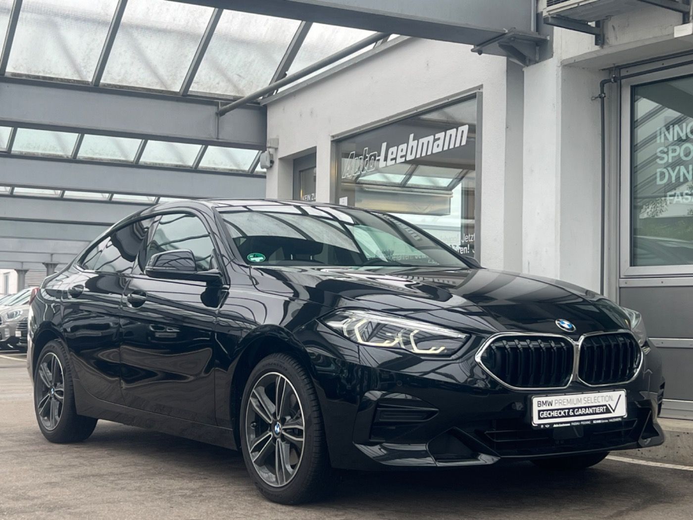 Fahrzeugabbildung BMW 218d Gran Coupé Sport Line GARANTIE bis 06/2028