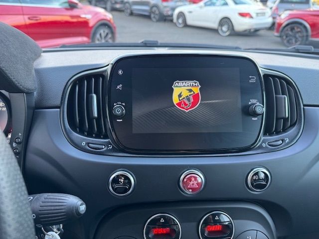 Fahrzeugabbildung Abarth 695 1.4 T-Jet BEATS NAVI ALU