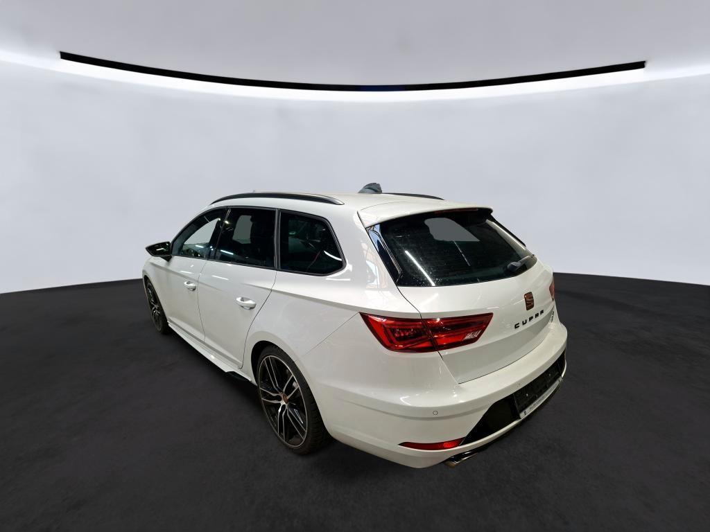 Cupra Leon ST Cupra 300 4Drive/KAMERA/LED/NAVI