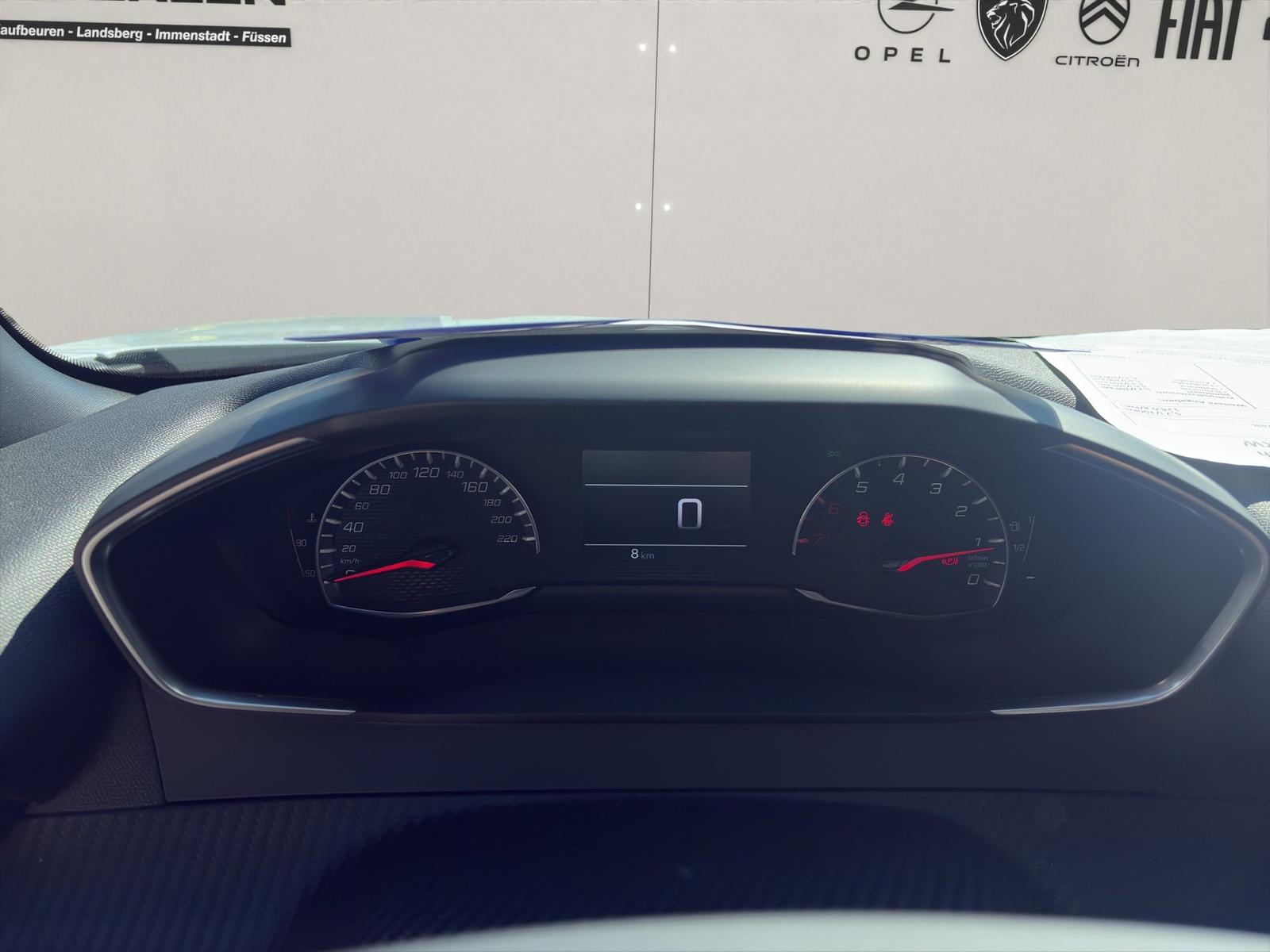 Peugeot 2008 1.2 Pure Tech 100 Style *Sitzheizung*