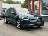 Volkswagen Golf VII Lim. Highline - Volkswagen Golf: Grün