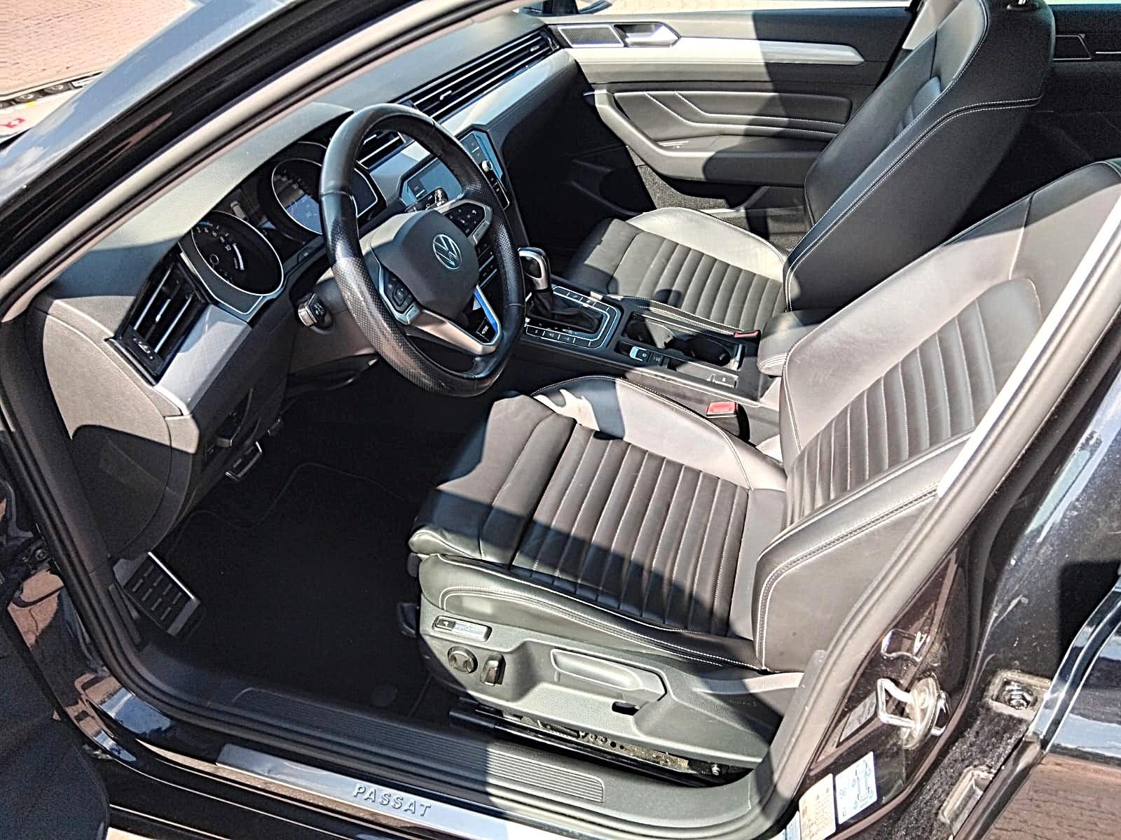 Volkswagen Passat 1,4 TSI GTE R Line Leder Navi PAN LED AHK