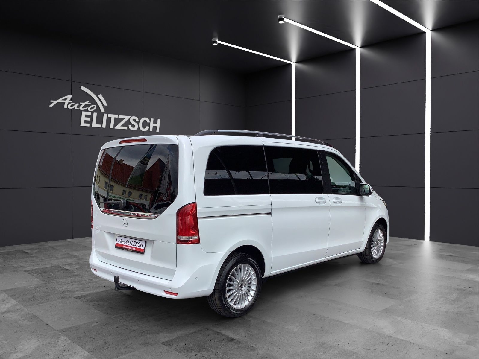 Fahrzeugabbildung Mercedes-Benz V 250 d EDITION 4M 7-Si. LED AHK NAVI MBUX