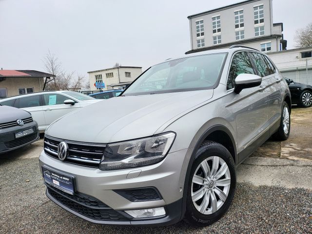 Volkswagen Tiguan Comfortline / DSG / 4Motion