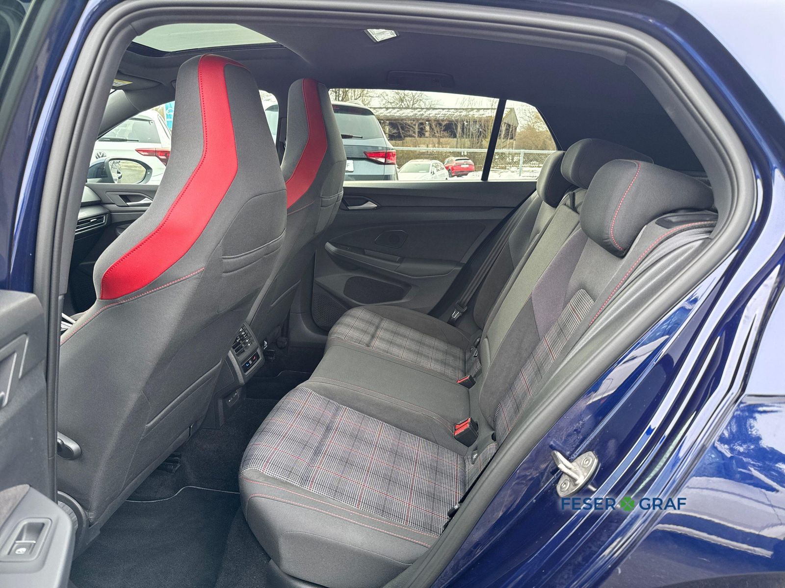 Volkswagen Golf - Bild 8