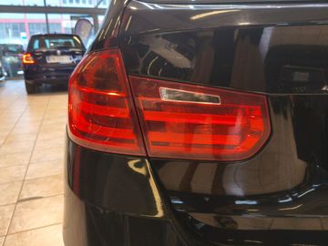 BMW 320 - 11