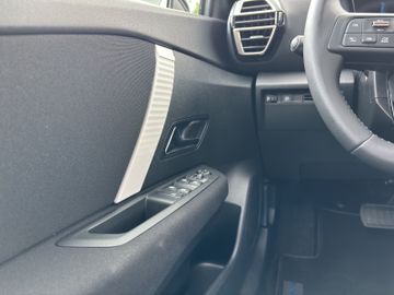 Citroën C4 MHEV 145 PLUS **KAMERA*LED*CARPLAY*PDC**