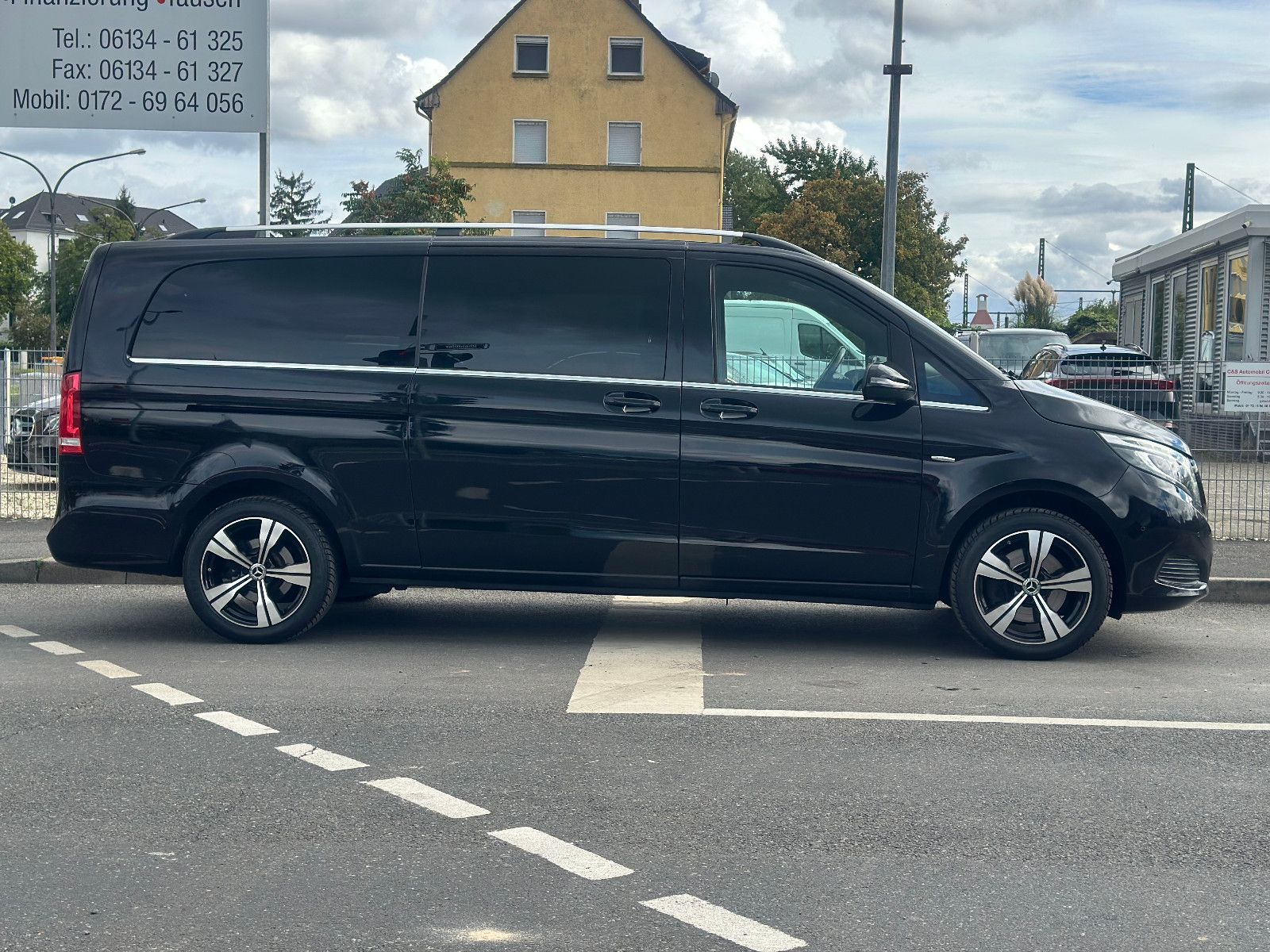 Fahrzeugabbildung Mercedes-Benz V 250d 4MATIC AVANTGARDE*AHK+EXTRA LANG