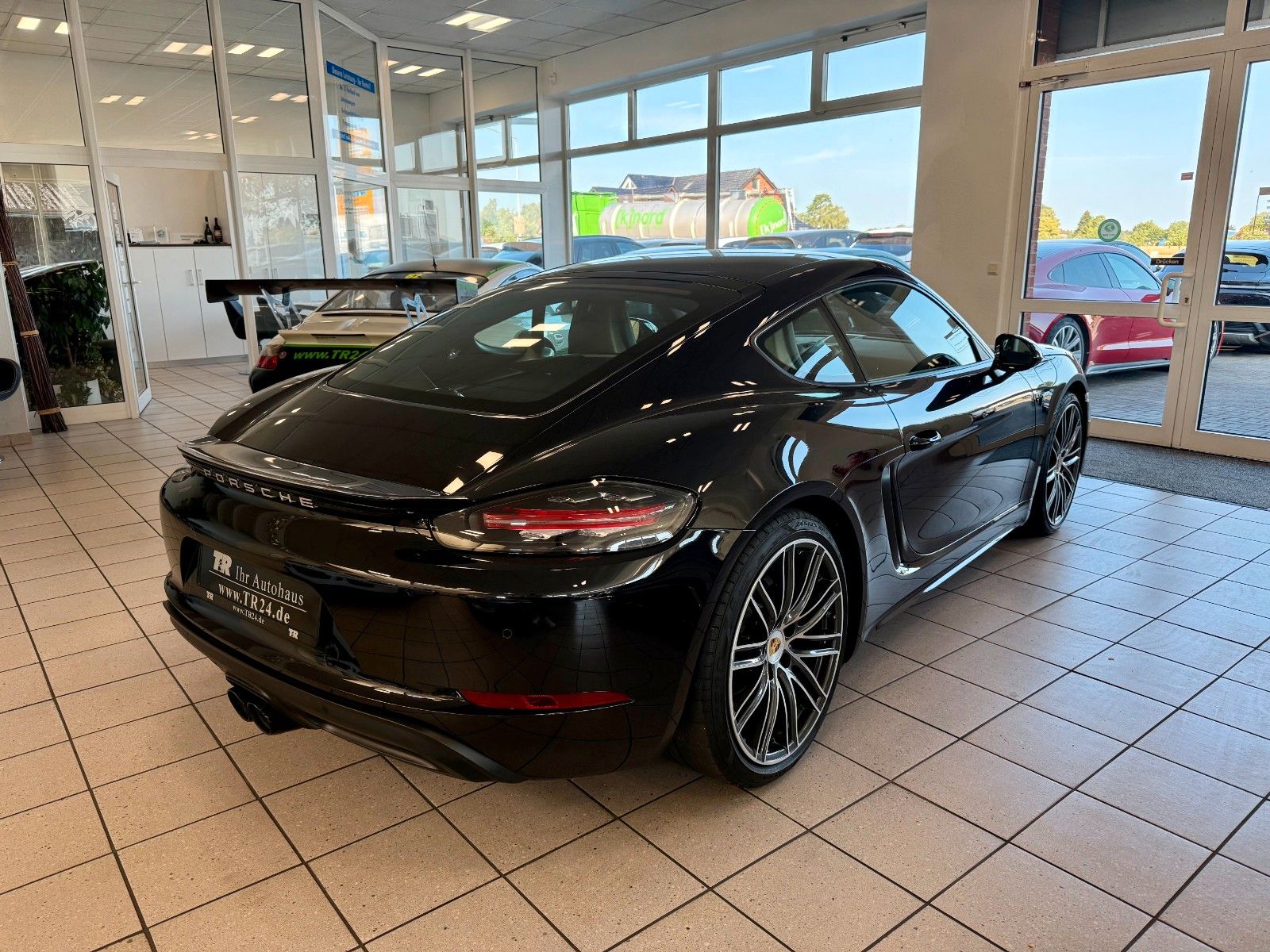 Fahrzeugabbildung Porsche 718 Cayman PDK PASM / LED / Kamera / BOSE