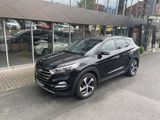 Hyundai Tucson 1.7 CRDi              Premium 2WD - Hyundai TUCSON: 2.7